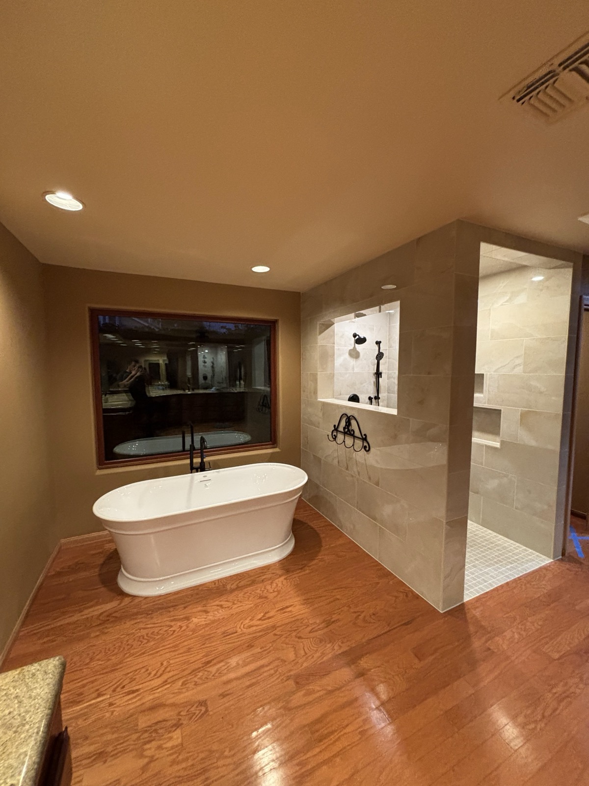 Master Bath · Soaking Tub